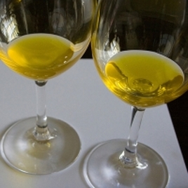 olive oil in wine glass